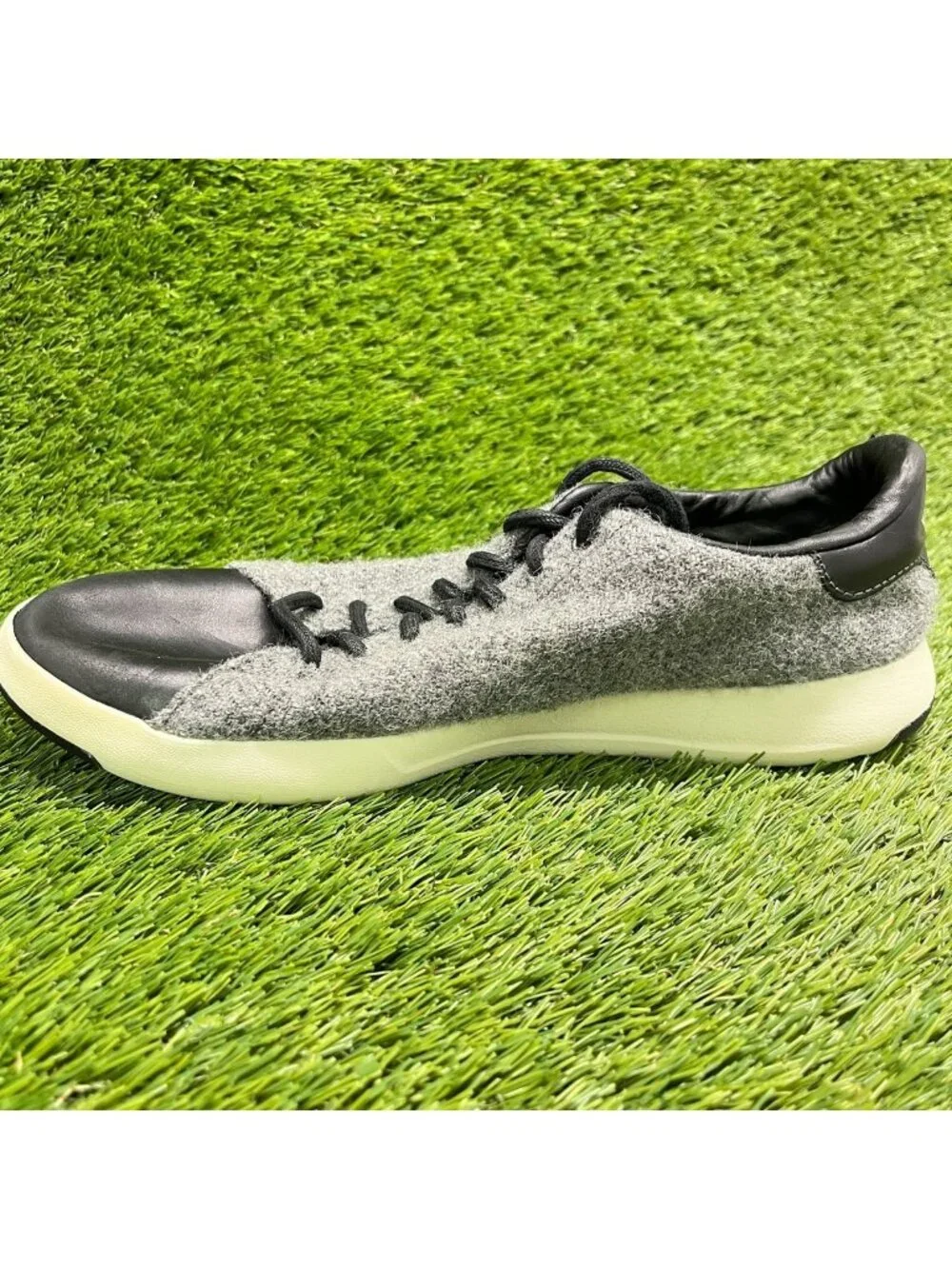 Cole Haan GrandPrø Mens Size 9.5 Gray Black Athletic Tennis Shoes Sneakers